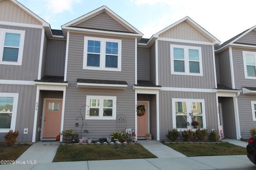 624 Jacks Crossing Rd, Hubert, NC, 28539-4621 | Card Image