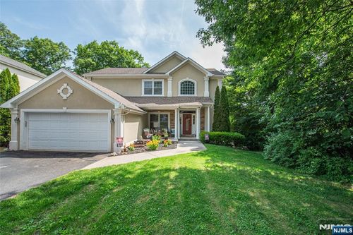 46 Decker Ave, Butler, NJ, 07405-1509 | Card Image