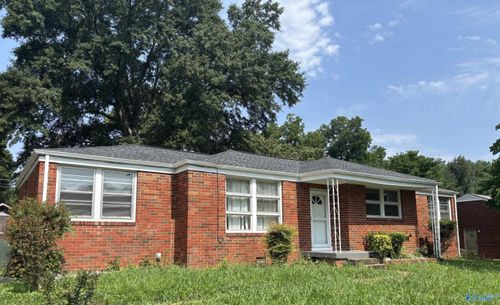 3907 Memorial Pkwy Nw, Huntsville, AL, 35810-2421 | Card Image