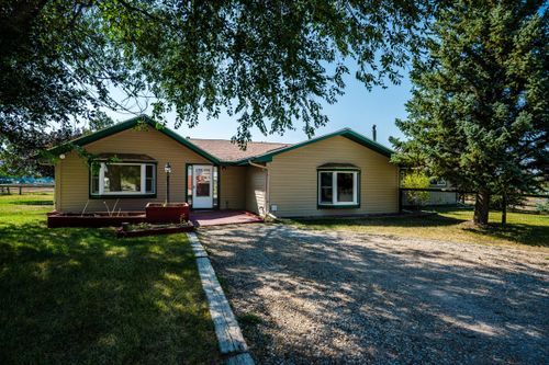 2 Hawk Ln, Sheridan, WY, 82801-9727 | Card Image