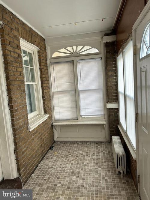 6517 Edmund St, PHILADELPHIA, PA, 19135-2819 | Card Image