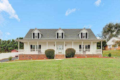 312 E Madison St, Covington, VA, 24426-2119 | Card Image