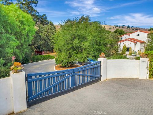 6451 Chesebro Rd, Agoura Hills, CA, 91301-2279 | Card Image