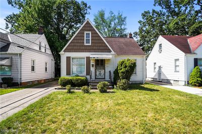 17798 Waterbury Avenue, House other with 3 bedrooms, 1 bathrooms and null parking in Maple Heights OH | Image 1