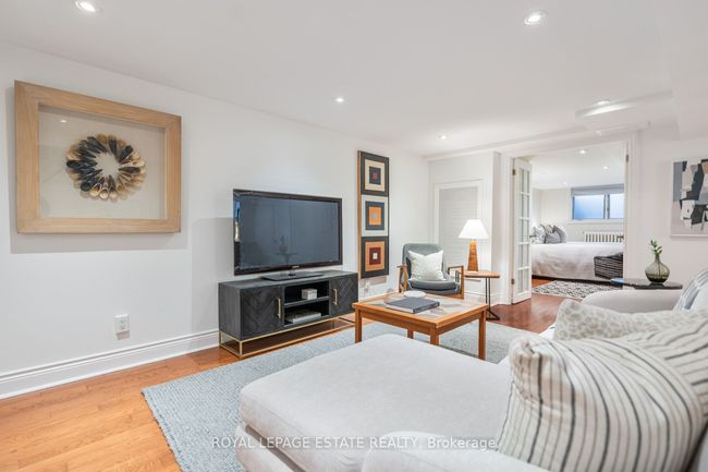 121 Pine Glen Rd, House other with 4 bedrooms, 3 bathrooms and 1 parking in Toronto ON | Image 29