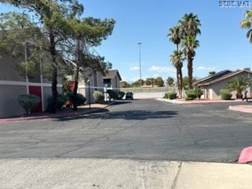 64-100 S Crestline Dr, Las Vegas, NV, 89107-2522 | Card Image