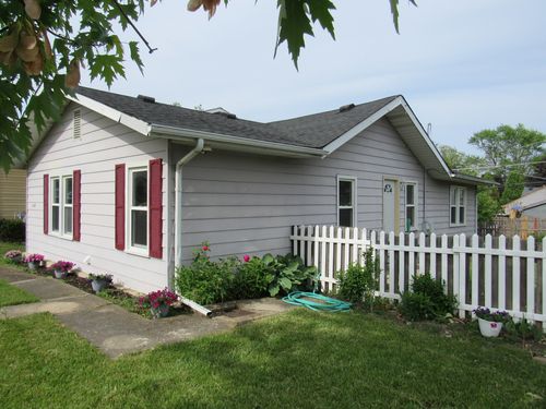 1503 Cherokee Dr, Round Lake Beach, IL, 60073-1516 | Card Image