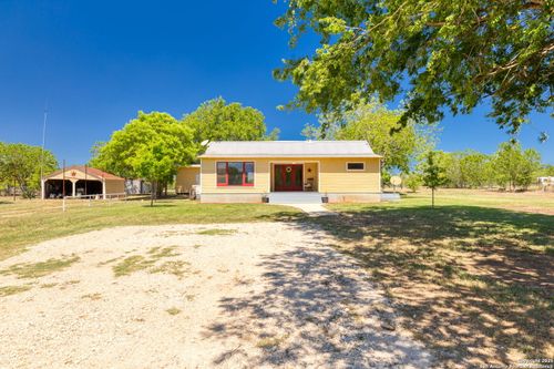395 Dale Ln, Dale, TX, 78616-2840 | Card Image