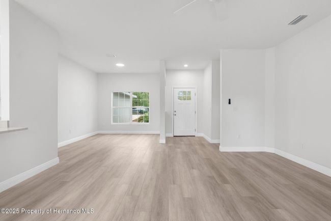 12331 Fulmar Rd, House other with 3 bedrooms, 2 bathrooms and null parking in WEEKI WACHEE FL | Image 8