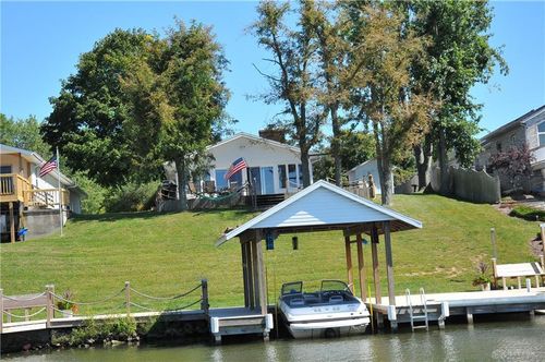 695 Lakengren Dr, Eaton, OH, 45320-2614 | Card Image