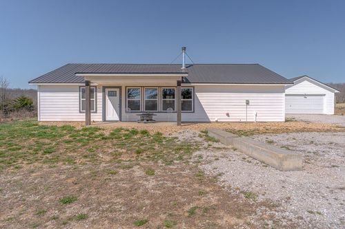 1665 Nc 1600, Compton, AR, 72624-5184 | Card Image