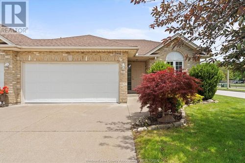 2998 Virginia Park Ave, Windsor, ON, N9E4X7 | Card Image