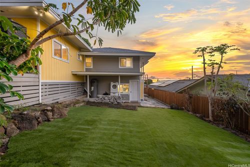 1570 Ohu St, Honolulu, HI, 96819-3655 | Card Image