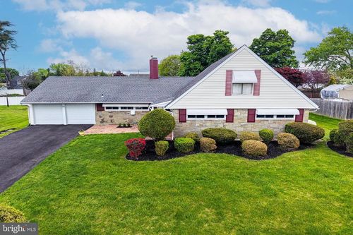 54 Red Berry Road, LEVITTOWN, PA, 19056 | Card Image