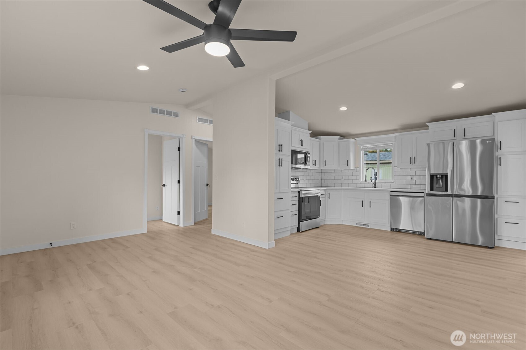 Residential in Black Diamond 4