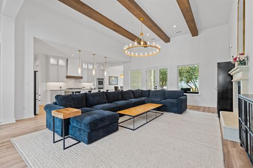 109 Star Thistle Trl, Georgetown, TX, 78628-7098 | Card Image