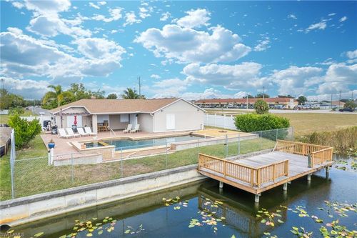 1520 Ne 2nd Ter, Cape Coral, FL, 33909-2652 | Card Image