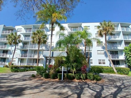 4n-470 Executive Center Dr, West Palm Beach, FL, 33401-2979 | Card Image