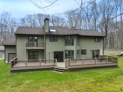 19 Hillside Drive, House other with 3 bedrooms, 2 bathrooms and null parking in Lebanon CT | Image 2