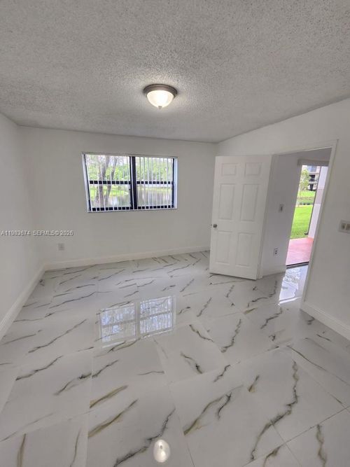 9845-9845 Nob Hill Ct, Sunrise, FL, 33351-4605 | Card Image