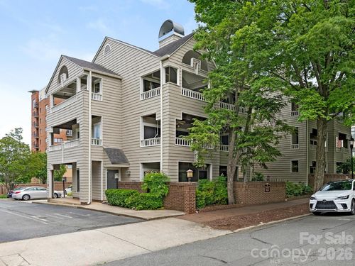 3-212 W 10th St, Charlotte, NC, 28202-1780 | Card Image