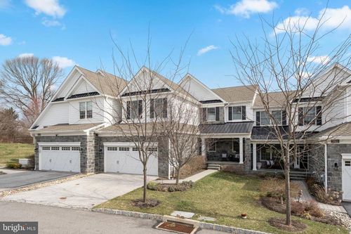 3860 Meadow View Farm Rd, NEWTOWN SQUARE, PA, 19073-1400 | Card Image