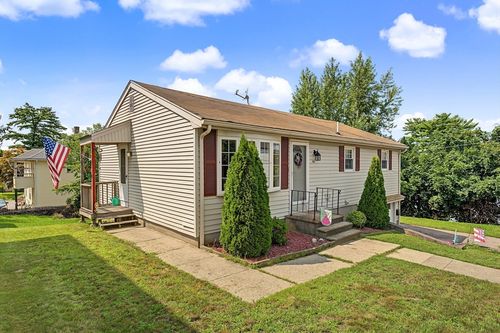 69 Thomas St, Woonsocket, RI, 02895-5839 | Card Image