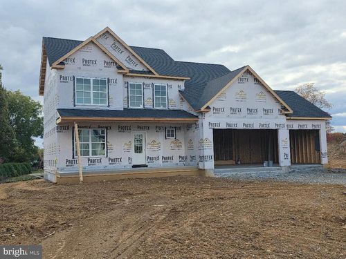 10851 Sierra Dr, WAYNESBORO, PA, 17268-9833 | Card Image