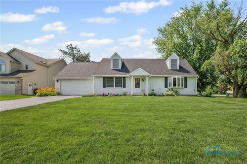 7267 Winding Brook Rd, Perrysburg, OH, 43551-4552 | Card Image
