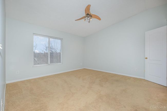 5406 Scarletoak Dr, Condo with 2 bedrooms, 2 bathrooms and null parking in Cincinnati OH | Image 8