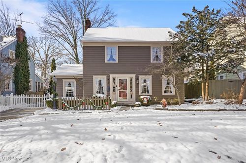 2242 16th St, Cuyahoga Falls, OH, 44223-1934 | Card Image