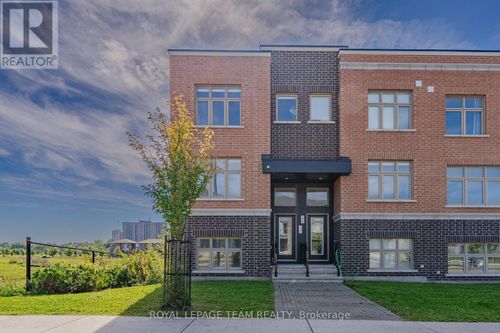 1466 Hemlock Rd, Ottawa, ON, K1K4Z8 | Card Image
