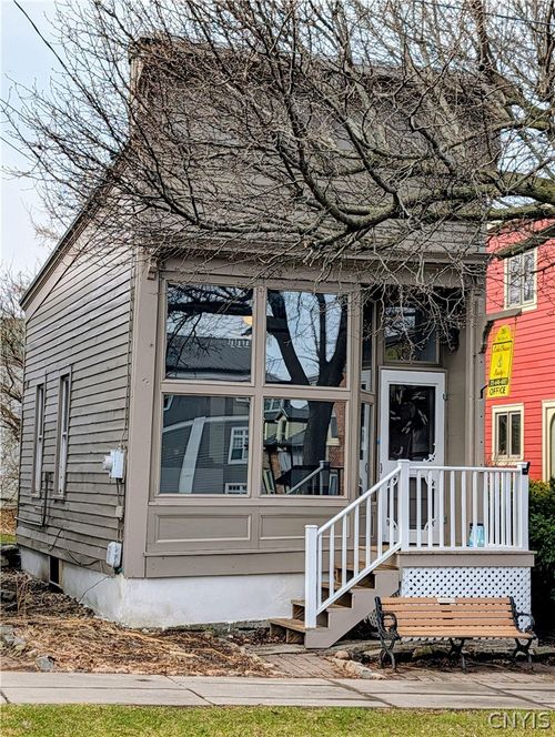 203 W Main St, Sackets Harbor, NY, 13685-3185 | Card Image