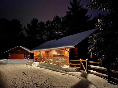 5638 Wood Park Dr, Rhinelander, WI, 54501-9353 | Card Image