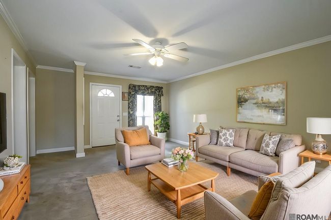 26350 Riverscape Dr, House other with 3 bedrooms, 2 bathrooms and 3 parking in Springfield LA | Image 9