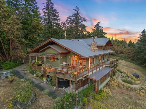 248 Suneagle Dr, Salt Spring Island, BC, V8K1E5 | Card Image