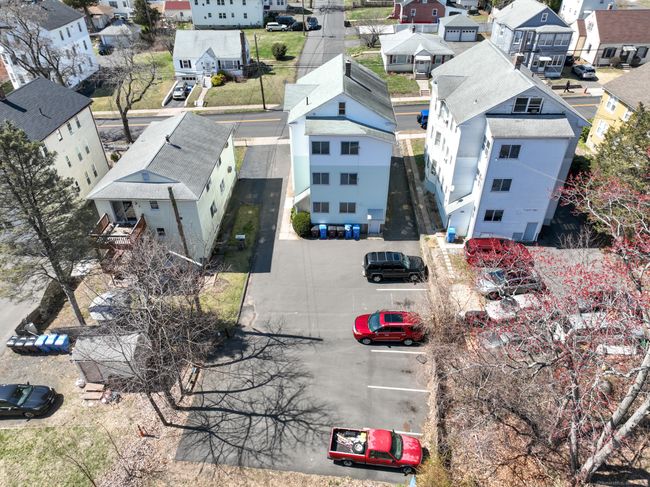 79 Albany Ave, Home with 6 bedrooms, 3 bathrooms and null parking in New Britain CT | Image 13