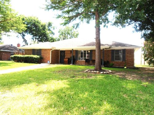 1501 Austrian Rd, Grand Prairie, TX, 75050-2807 | Card Image