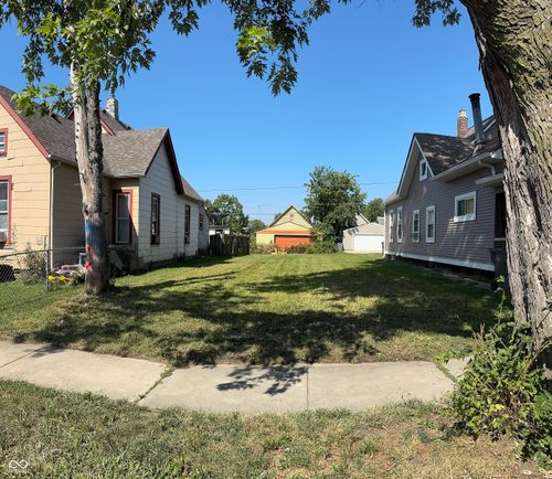 1722 S Delaware St, Indianapolis, IN, 46225-1717 | Card Image