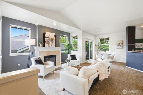 p201-1500 S 18th St, Renton, WA, 98055-3582 | Card Image