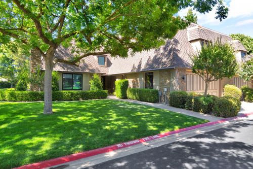 2828 W Compton Ct, Fresno, CA, 93711-1181 | Card Image