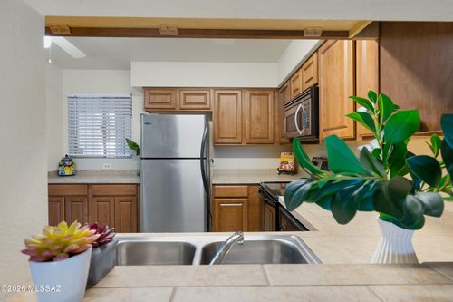 108-1810 E Blacklidge Drive, Tucson, AZ, 85719 | Card Image
