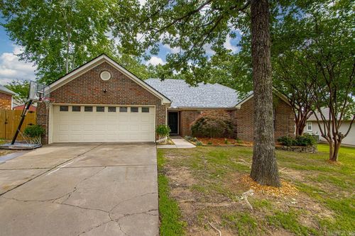 46 Ouachita Dr, Maumelle, AR, 72113-6375 | Card Image