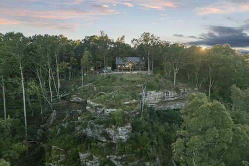 218 Buckeye Ln, Wilder, TN, 38589-5012 | Card Image