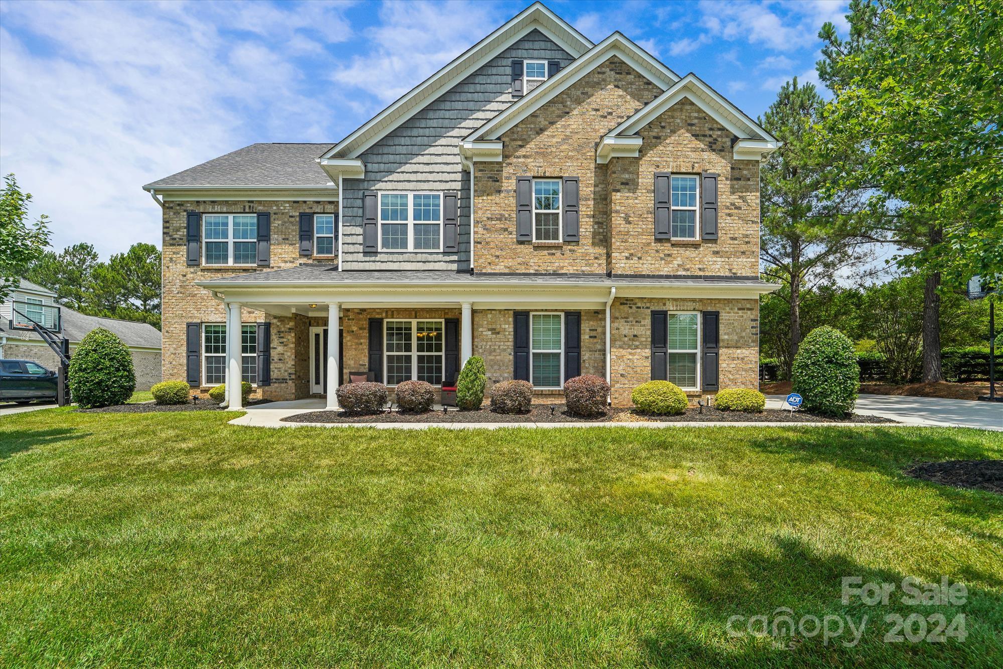 Abernathy Pl, Harrisburg, NC 28075