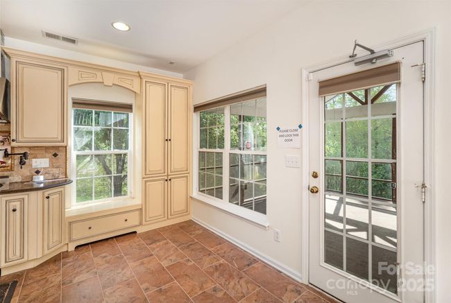 1801 Briarcrest Dr Nw, House other with 5 bedrooms, 3 bathrooms and null parking in Charlotte NC | Image 18