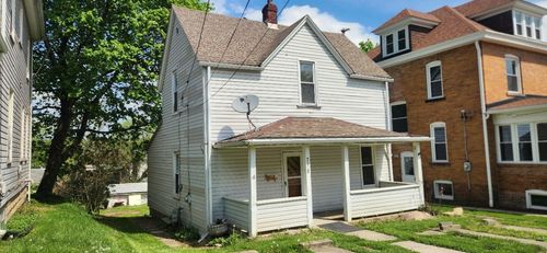 716 Park Ave, Ellwood City, PA, 16117-2029 | Card Image