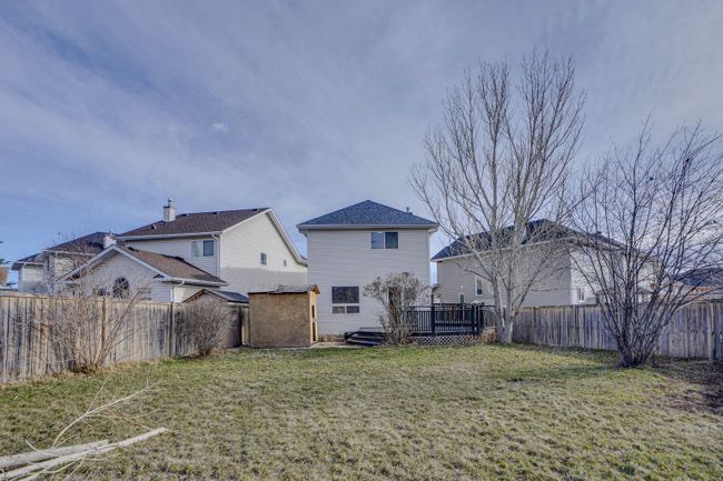 117 Coral Springs Mews Ne, Home with 3 bedrooms, 3 bathrooms and 2 parking in Calgary AB | Image 34
