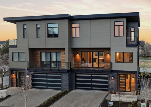 207 Sw Log Court, Bend, OR, 97702 | Card Image