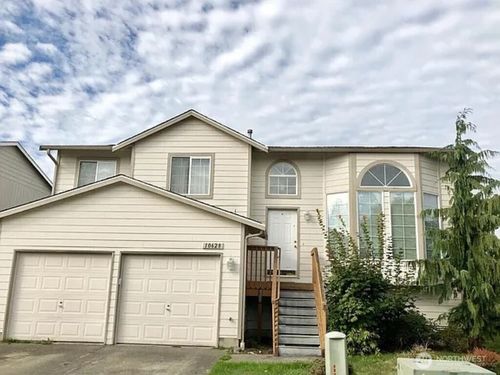 10628 57th Dr Ne, Marysville, WA, 98270-6639 | Card Image